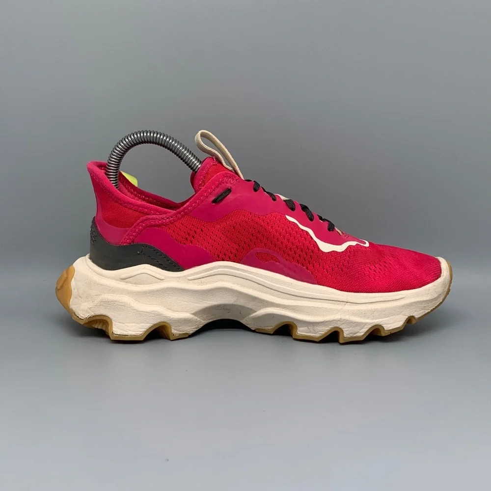 Sorel Kinetic Breakthru Pink / Hot Pink‎ Running Shoes NL4938‑612 Women’s Sz 7